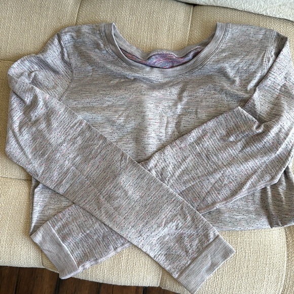 Swiftly Tech Long sleeve - Picture 1 of 3